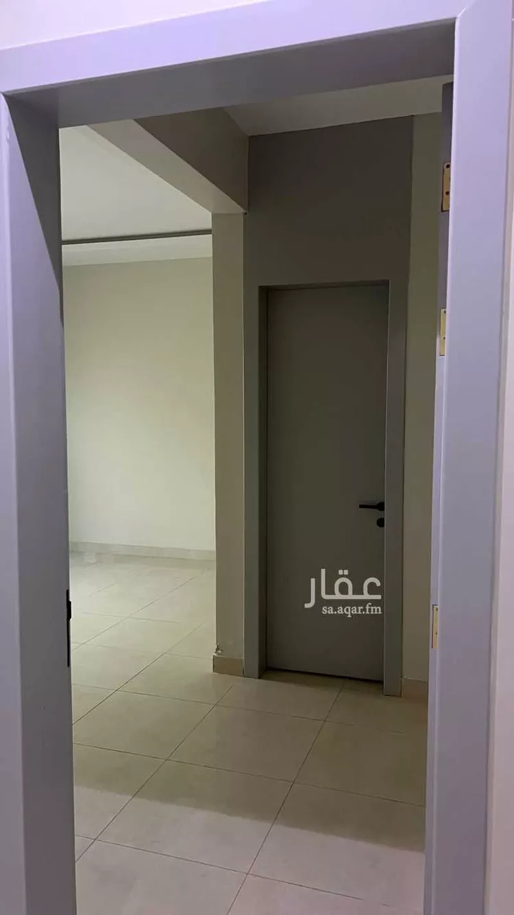 شقة للإيجار في شارع دمنهور ، حي عكاظ ، الرياض ، منطقة الرياض صورة 3