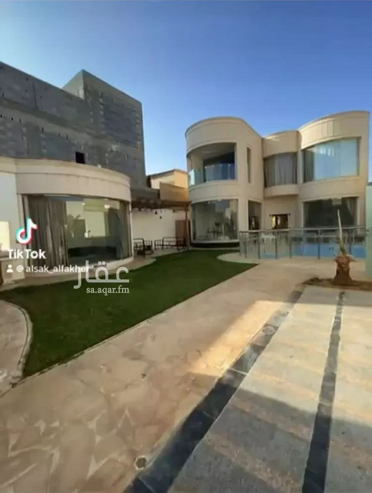 فيلا للإيجار في شارع الجبل الابيض, حي المعارض, مدينة بريدة, منطقة القصيم صورة 3