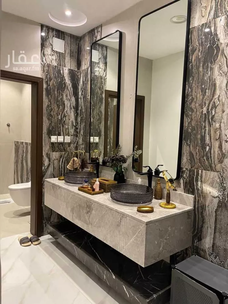 فيلا للبيع في شارع ابراهيم الخطيب, حي النهضة, مدينة بريده, منطقة القصيم صورة 3