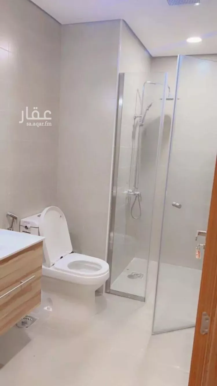 فيلا للإيجار في شارع أحمد بن الرفعة, حي مطار الملك خالد الدولي, مدينة الرياض, منطقة الرياض صورة 5