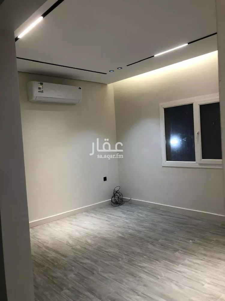 فيلا للإيجار في شارع أحمد بن الرفعة, حي مطار الملك خالد الدولي, مدينة الرياض, منطقة الرياض صورة 2