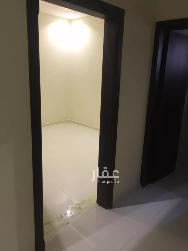 فيلا للبيع في شارع شمس الدين الشافعي, حي مطار الملك خالد الدولي, مدينة الرياض, منطقة الرياض صورة 2