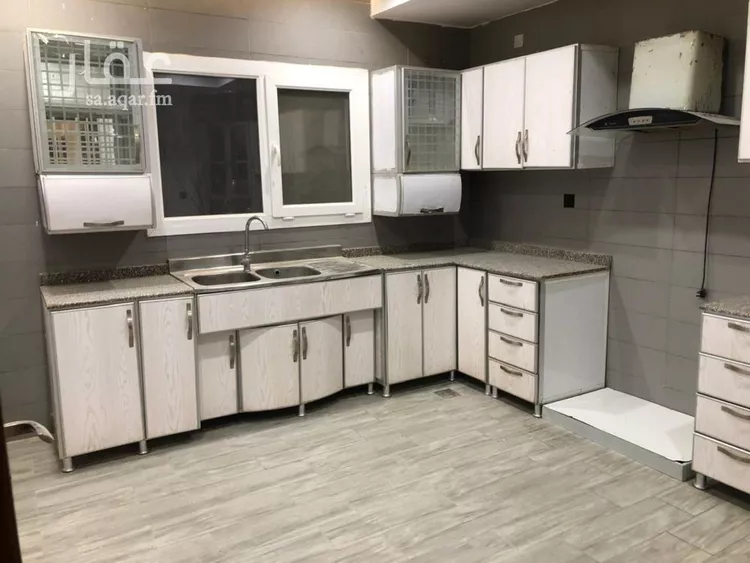 فيلا للإيجار في شارع أحمد بن الرفعة, حي مطار الملك خالد الدولي, مدينة الرياض, منطقة الرياض