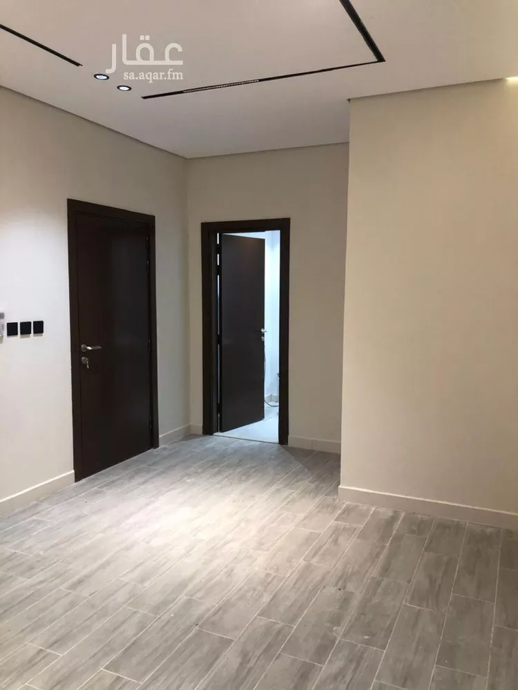 فيلا للإيجار في شارع أحمد بن الرفعة, حي مطار الملك خالد الدولي, مدينة الرياض, منطقة الرياض صورة 4