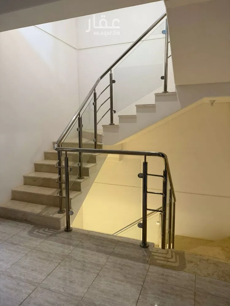 فيلا للإيجار في شارع أحمد بن الرفعة, حي مطار الملك خالد الدولي, مدينة الرياض, منطقة الرياض صورة 2