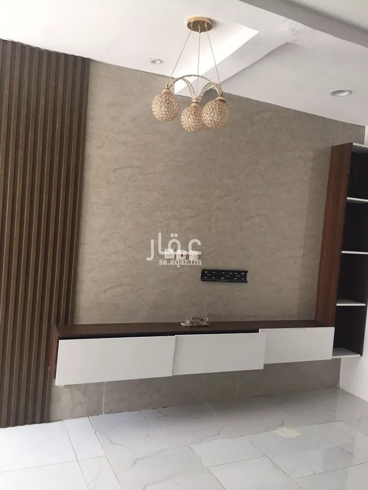 فيلا للبيع في شارع محمد بن أحمد الغزوي, حي الرمال, مدينة الرياض, منطقة الرياض صورة 4