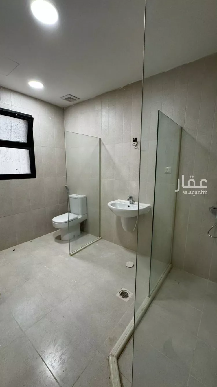 فيلا للإيجار في شارع أحمد بن الرفعة, حي مطار الملك خالد الدولي, مدينة الرياض, منطقة الرياض صورة 2