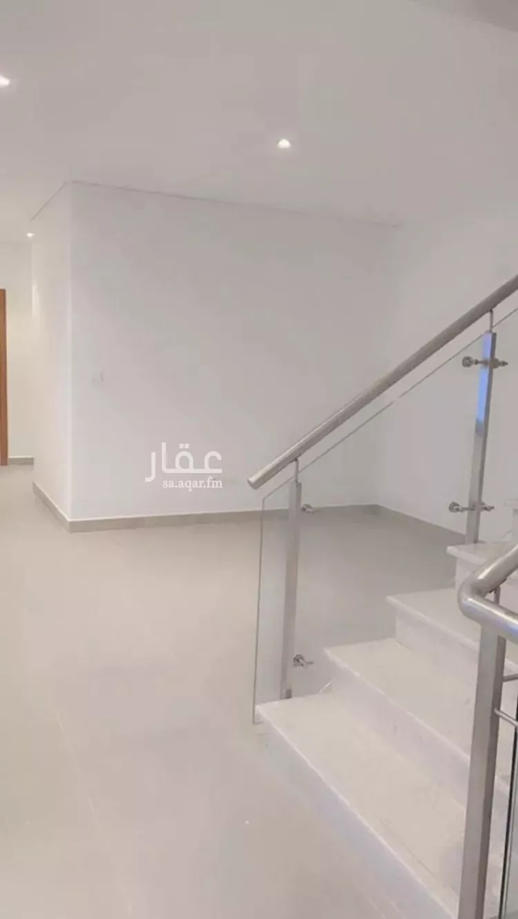 فيلا للإيجار في شارع أحمد بن الرفعة, حي مطار الملك خالد الدولي, مدينة الرياض, منطقة الرياض صورة 3