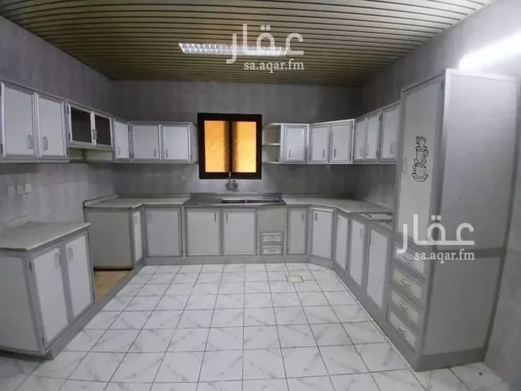 فيلا للإيجار في شارع قيس بن عبيد , حي الروضة, مدينة الرياض, منطقة الرياض