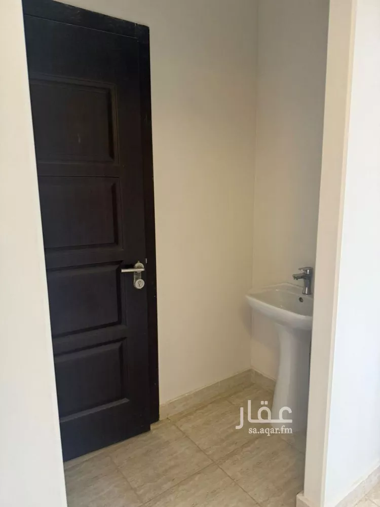 فيلا للإيجار في شارع رقم 336, حي بدر, مدينة الرياض, منطقة الرياض