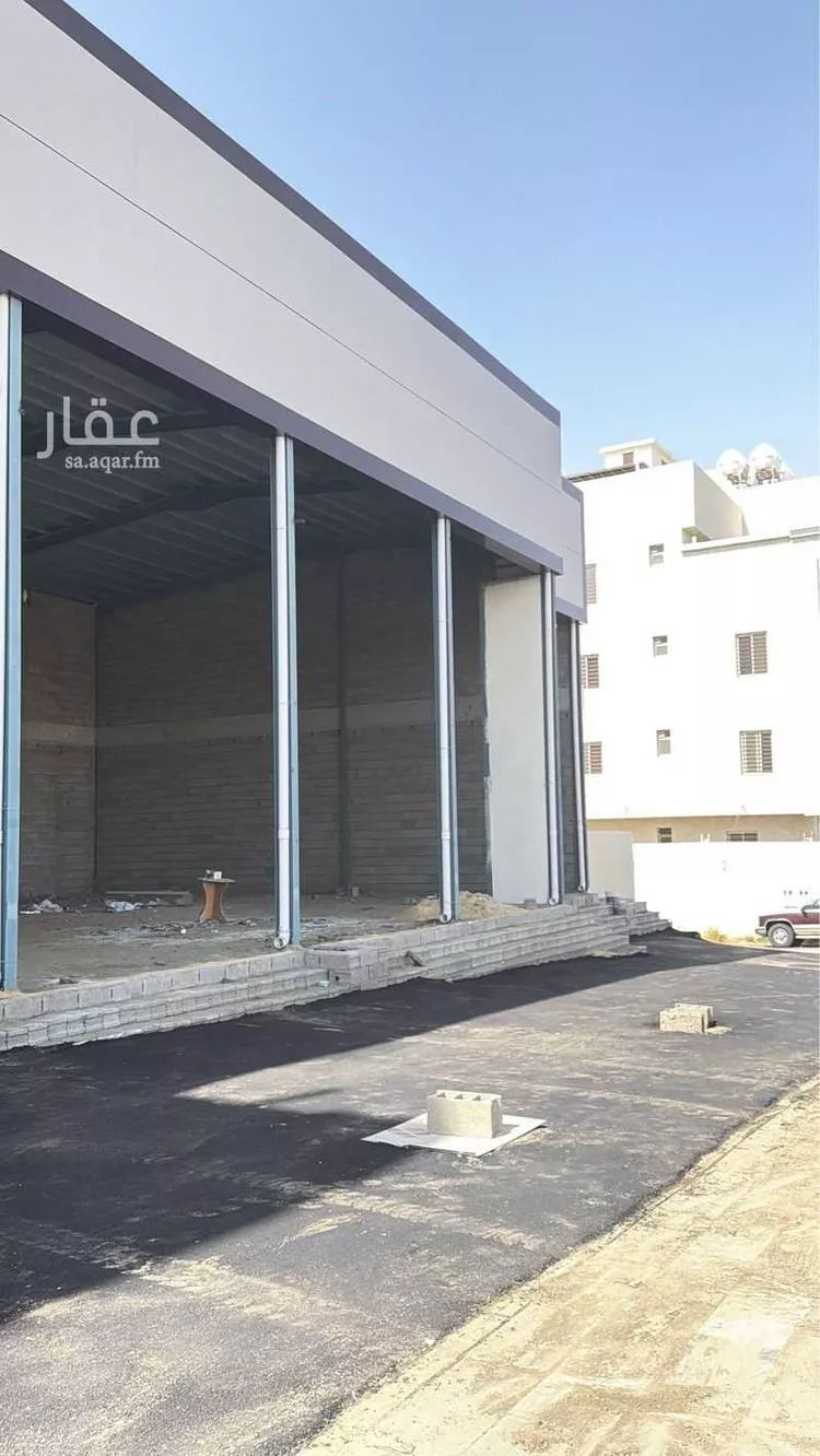 محل للإيجار في شارع روضة التنهات ، حي المحالة ، لعصان ، منطقة عسير صورة 2