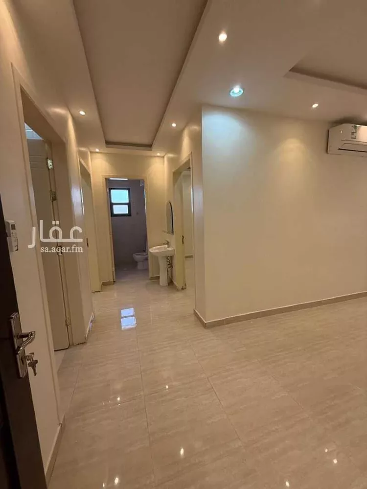 شقة للإيجار في شارع محمد بن الحاجب ، حي العارض ، الرياض ، منطقة الرياض صورة 4