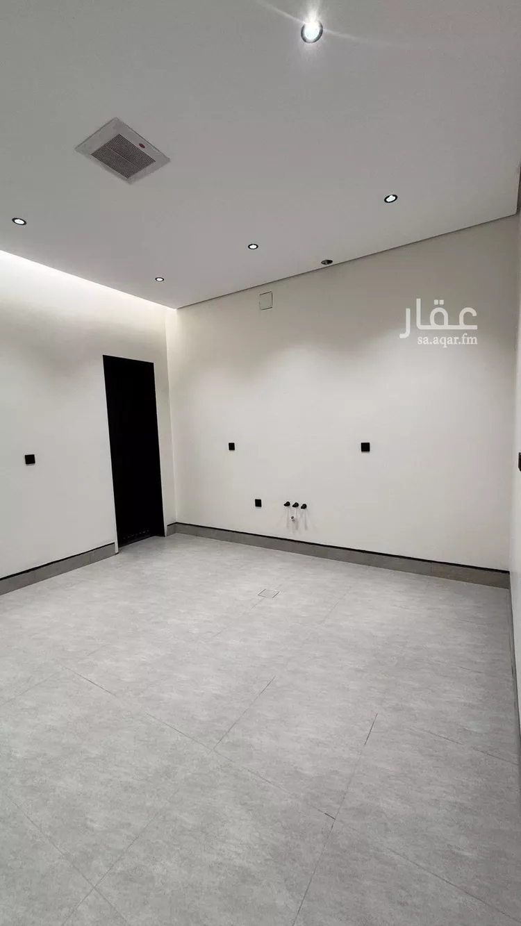 فيلا للبيع في شارع الصحابة, حي الرمال, مدينة الرياض, منطقة الرياض