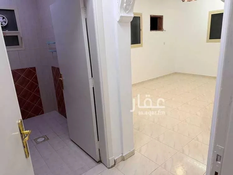 شقة للإيجار في شارع قرطاجة, حي بدر, مدينة الرياض, منطقة الرياض 8