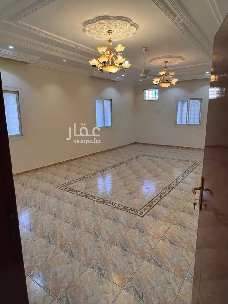 دور للإيجار في شارع سفيان بن همام, حي المعارض, مدينة خميس مشيط, منطقة عسير صورة 4