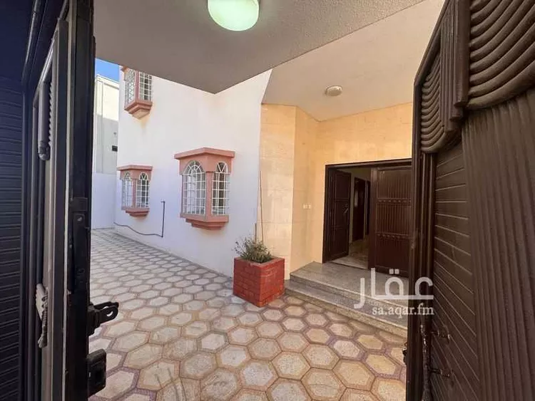 دور للإيجار في شارع سفيان بن همام, حي المعارض, مدينة خميس مشيط, منطقة عسير صورة 4