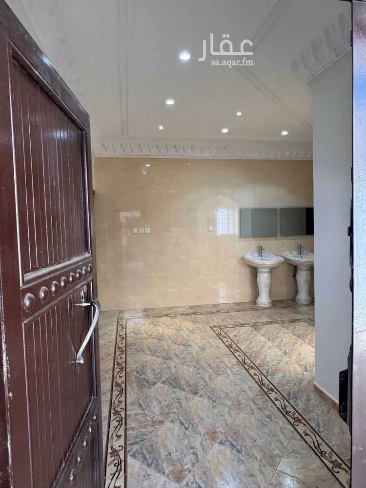 دور للإيجار في شارع سفيان بن همام, حي المعارض, مدينة خميس مشيط, منطقة عسير صورة 3