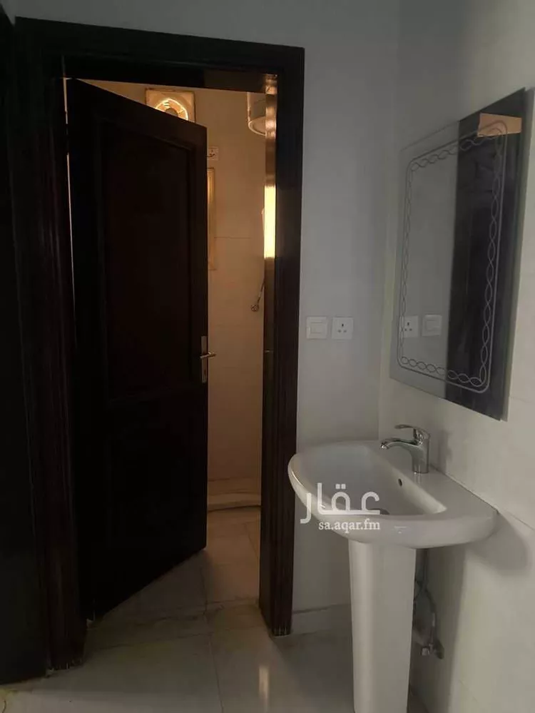 شقة للإيجار في شارع خالد ابن قيس الانصاري ، حي نبلاء ، المدينة المنورة ، منطقة المدينة المنورة صورة 2
