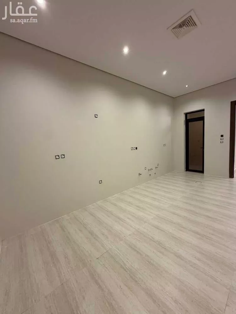 دور للبيع في شارع المهراس, حي النرجس, مدينة الرياض, منطقة الرياض صورة 4