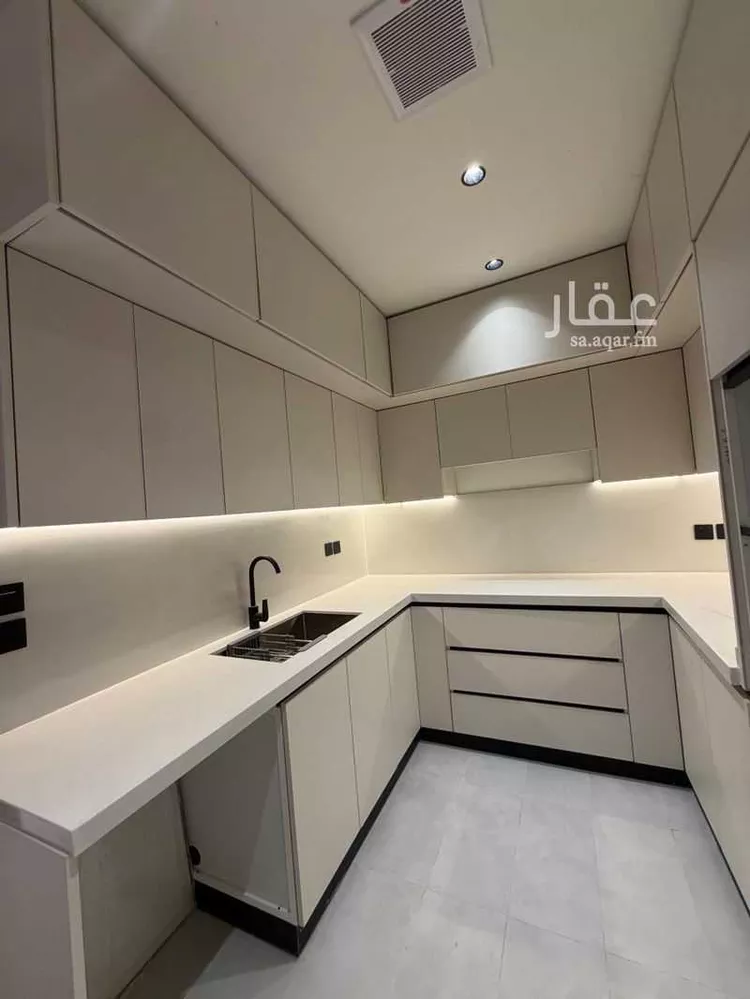 دور للبيع في شارع رقم 231, حي النرجس, مدينة الرياض, منطقة الرياض صورة 4