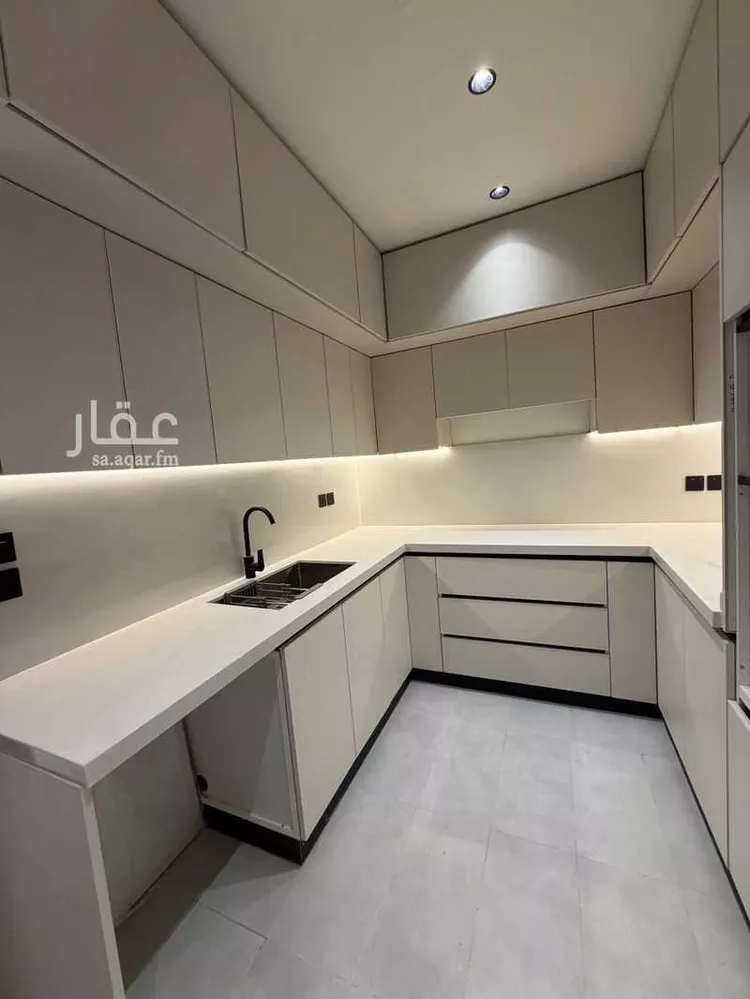 دور للبيع في شارع رقم 483, حي النرجس, مدينة الرياض, منطقة الرياض 10