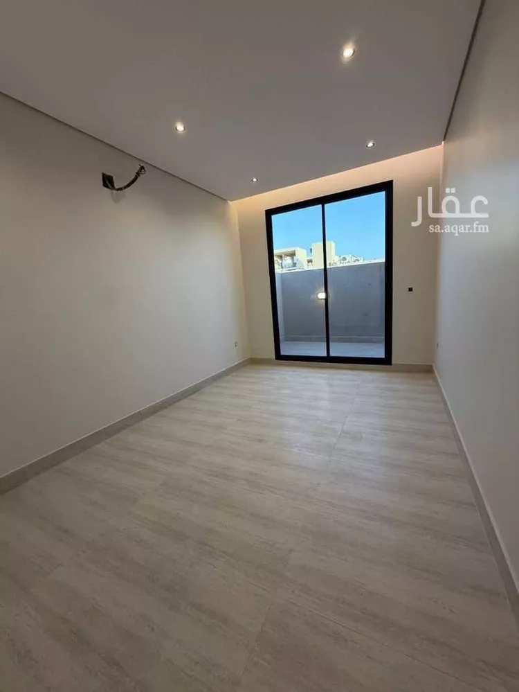 دور للبيع في شارع التجارة, حي النرجس, مدينة الرياض, منطقة الرياض صورة 5