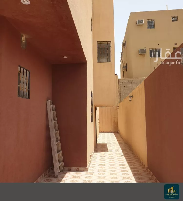 فيلا للإيجار في شارع رقم 48, حي ظهرة لبن, مدينة الرياض, منطقة الرياض صورة 3