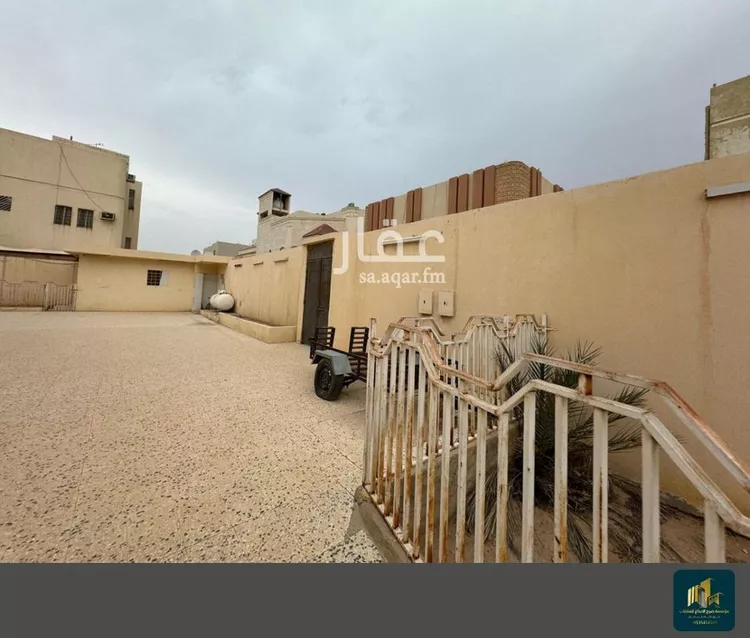 فيلا للبيع في شارع أبي القاسم الشاطبي, حي العريجاء الغربي, مدينة الرياض, منطقة الرياض صورة 4