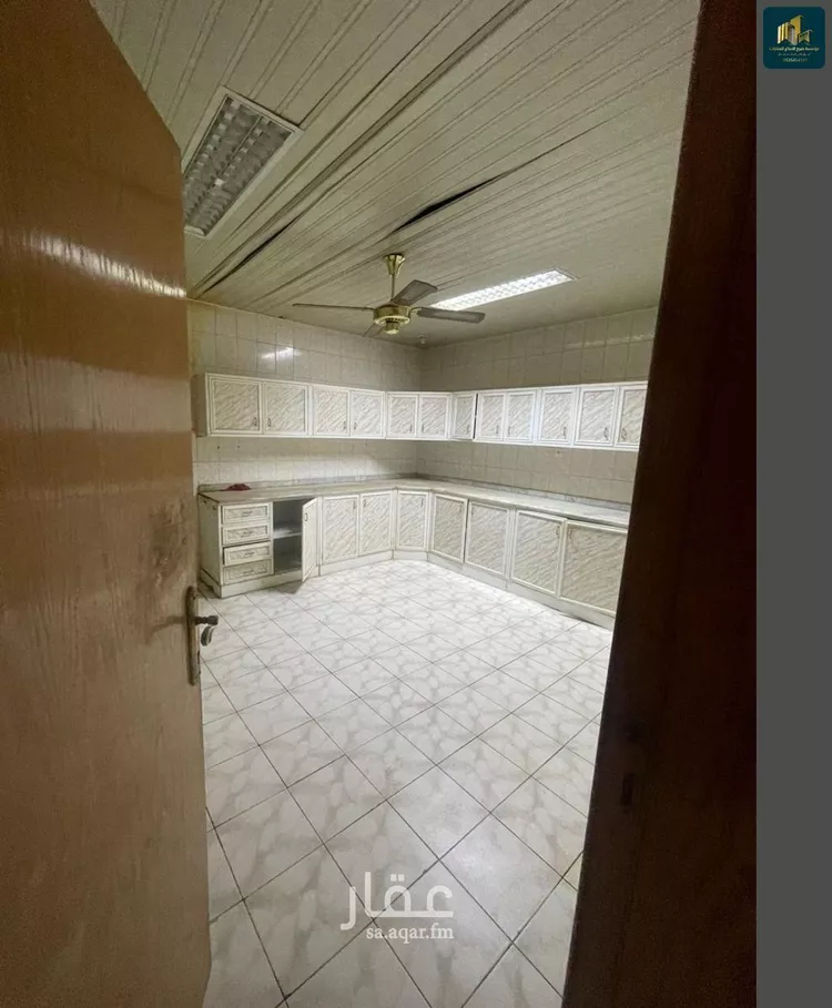 فيلا للبيع في شارع وتر, حي الزهرة, مدينة الرياض, منطقة الرياض صورة 4