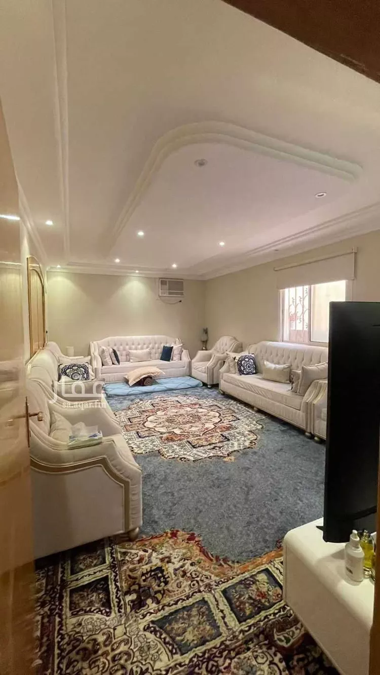 فيلا للبيع في شارع الخيمه, حي العريجاء الأوسط, مدينة الرياض, منطقة الرياض صورة 2