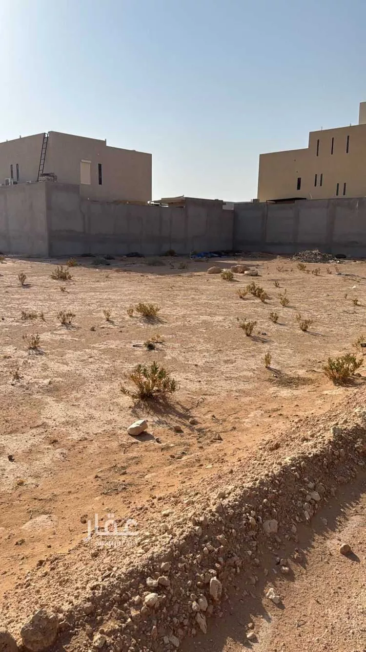 أرض للبيع في حي الجامعة, مدينة ثادق, منطقة الرياض صورة 2
