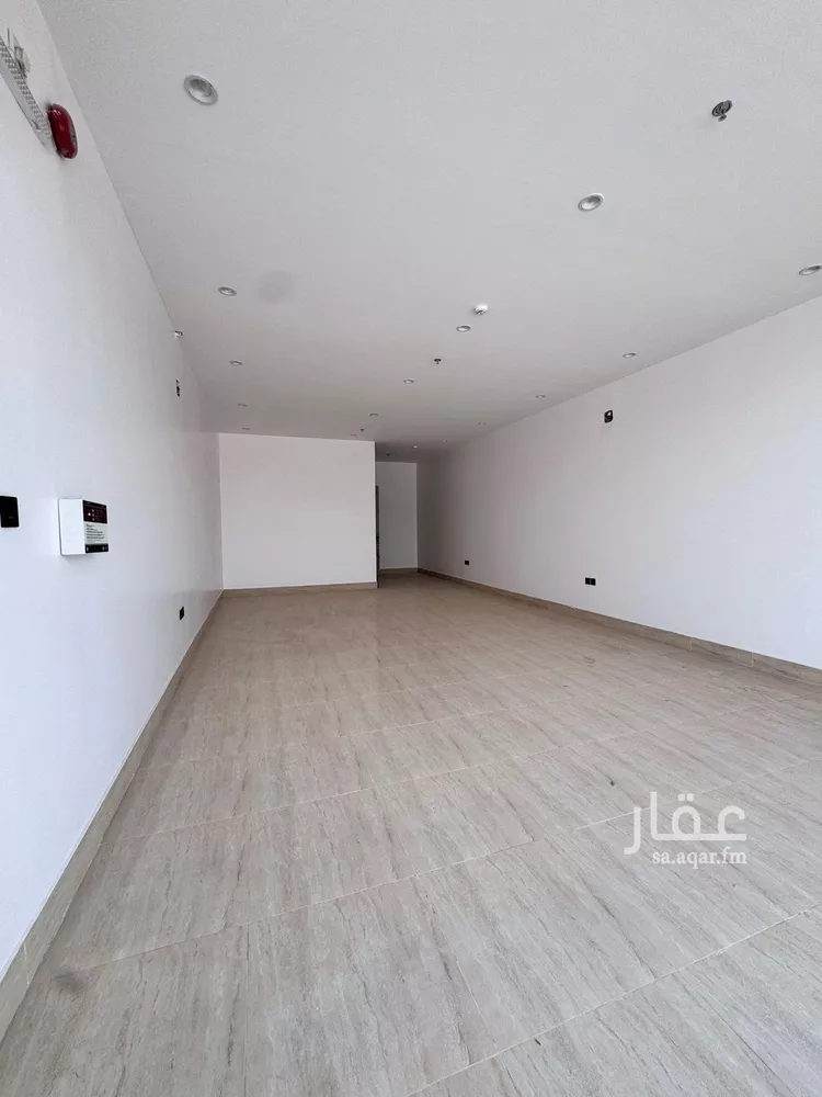 Shop for Rent in Riyadh Al Khaleej صورة 2