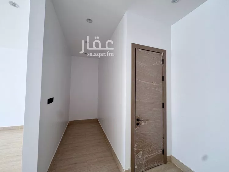 Shop for Rent in Riyadh Al Khaleej صورة 4