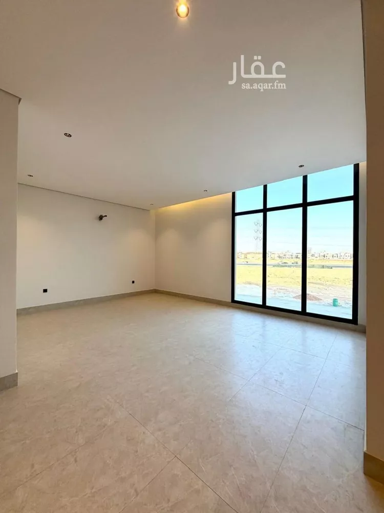 Floor for Sale in Riyadh Al Munsiyah 17