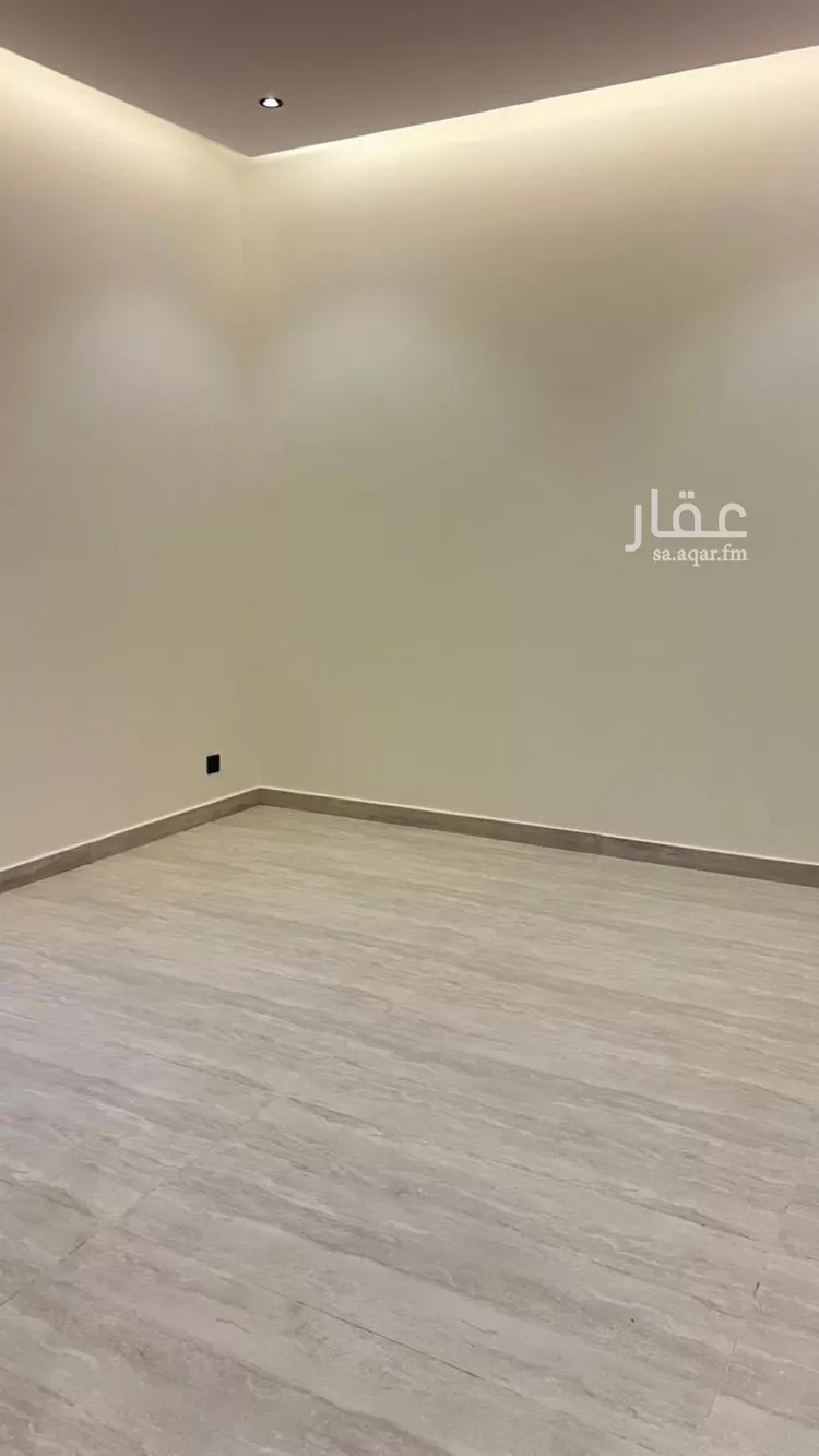 فيلا للبيع في شارع علي بن أبي طاهر, حي الرمال, مدينة الرياض, منطقة الرياض 6