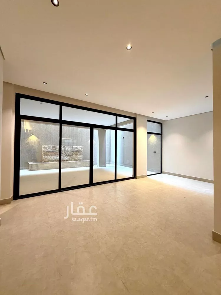 Floor for Sale in Riyadh Al Munsiyah 18