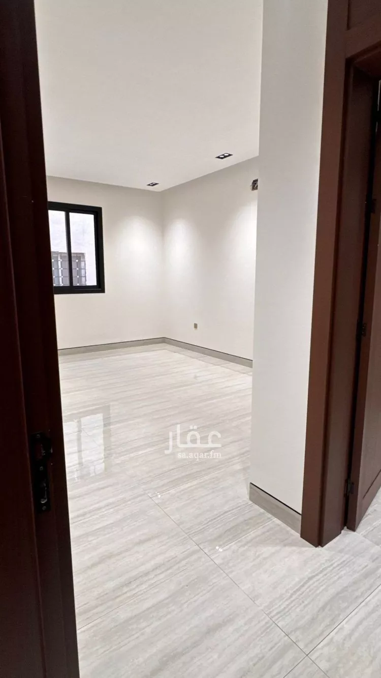دور للبيع في شارع علي قدس, حي القادسية, مدينة الرياض, منطقة الرياض 13