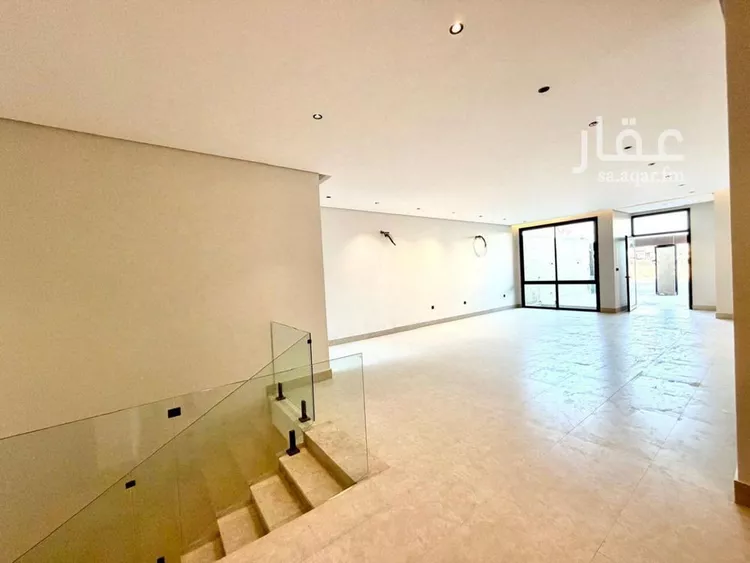 Floor for Sale in Riyadh Al Munsiyah 6