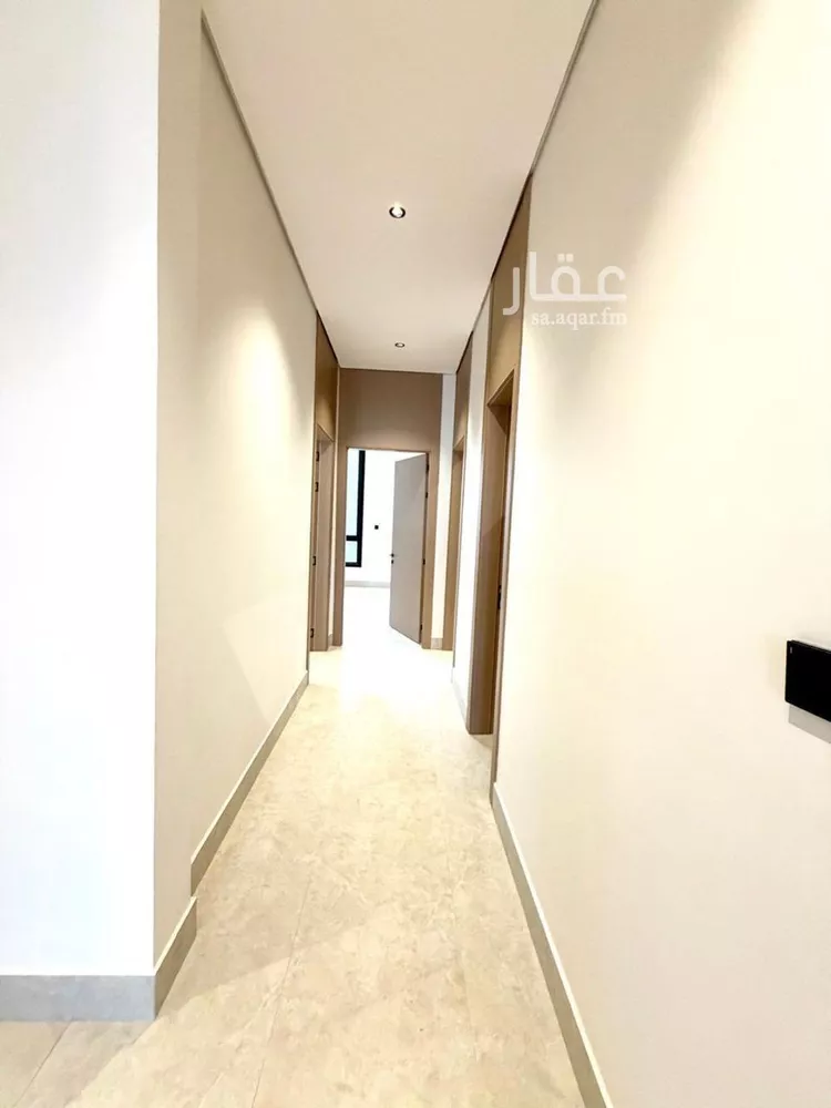 Floor for Sale in Riyadh Al Munsiyah 14