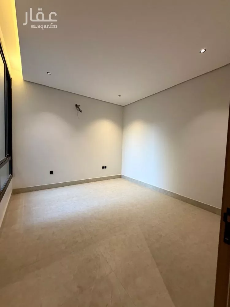 Floor for Sale in Riyadh Al Munsiyah 16