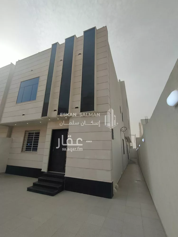 فيلا للبيع في شارع عامر عائل جوامي مجرشي, حي المحمدية 1, مدينة جازان, منطقة جازان صورة 2