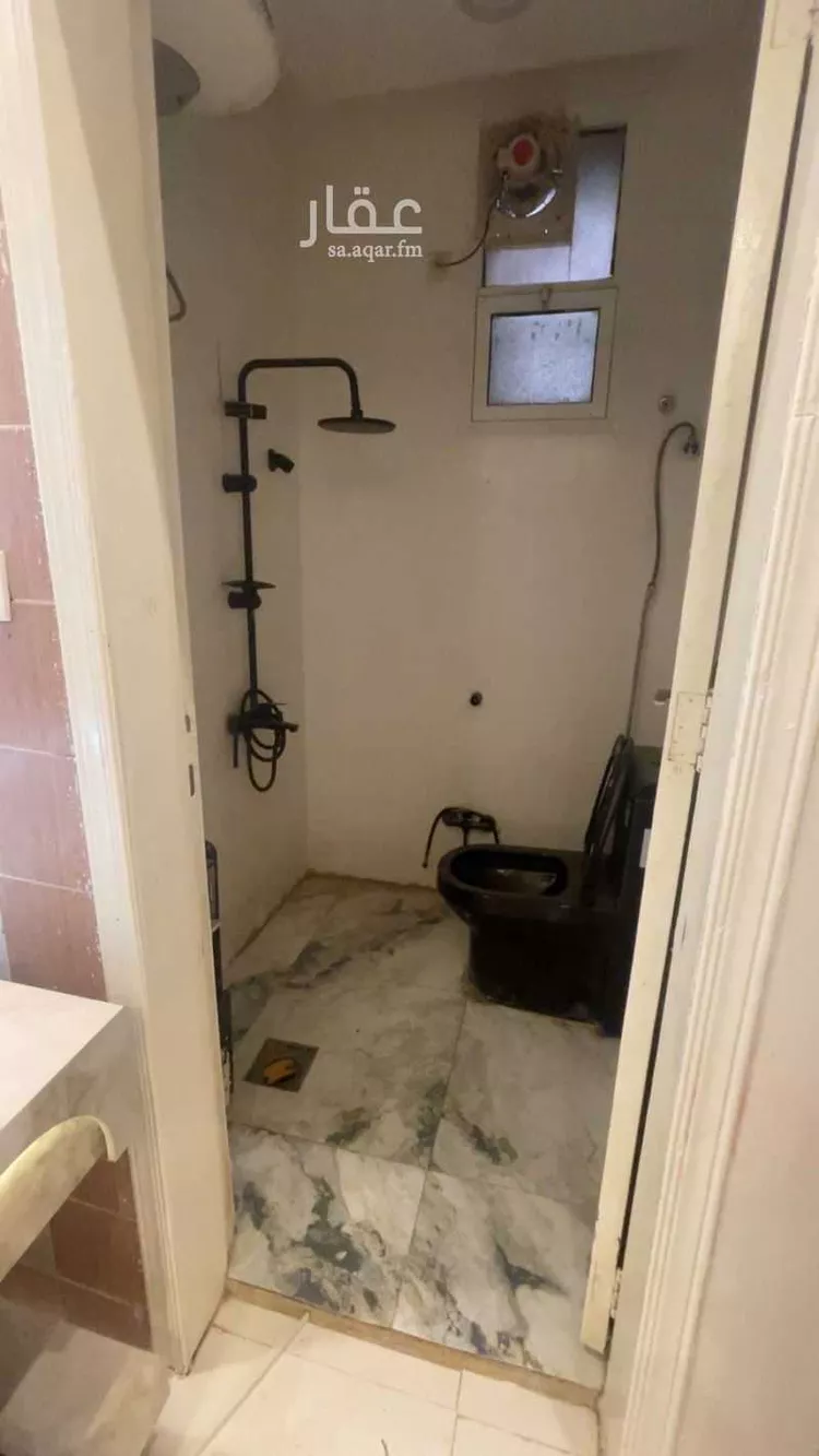 فيلا للإيجار في شارع جعفر الأنماطي, حي العريجاء الغربي, مدينة الرياض, منطقة الرياض صورة 2