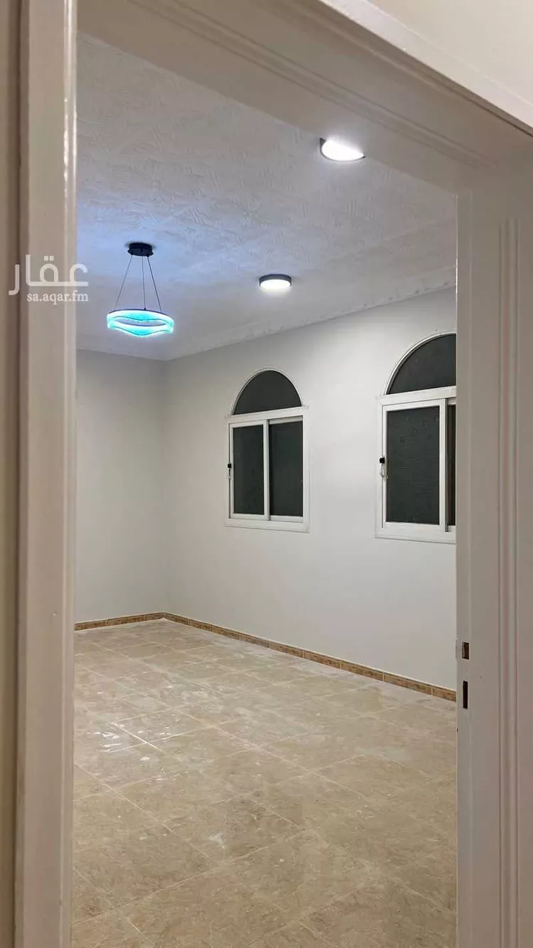 شقة للإيجار في شارع مروج الامير, حي المروج, مدينة تبوك, منطقة تبوك 6