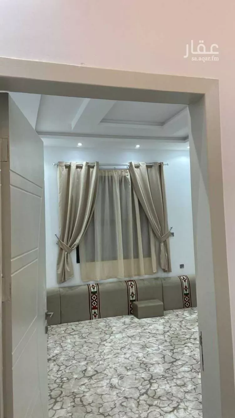 فيلا للبيع في شارع السليمانية, حي الجنادرية, مدينة الرياض, منطقة الرياض صورة 2