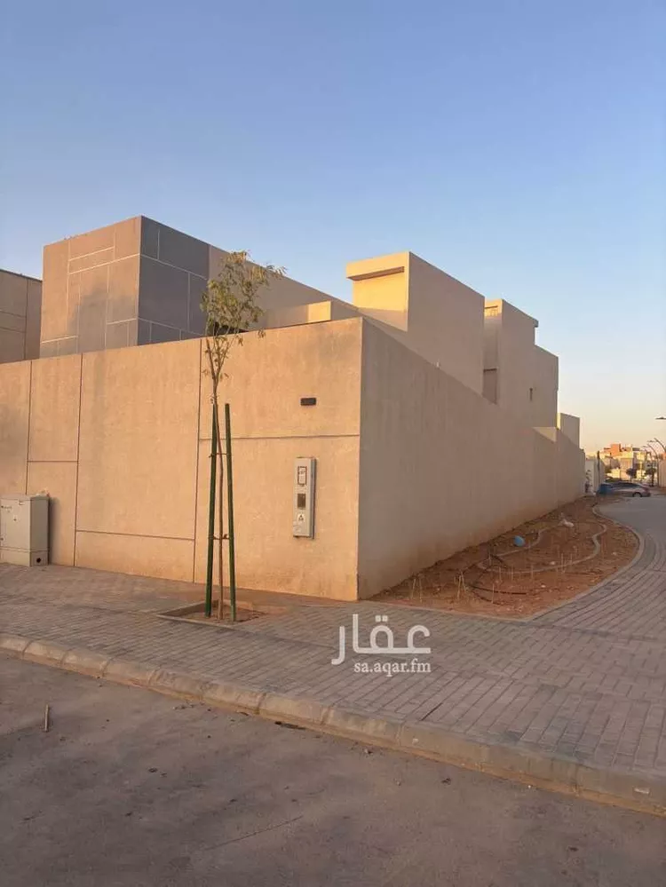 Villa for Sale in Riyadh Al Janadriyah
