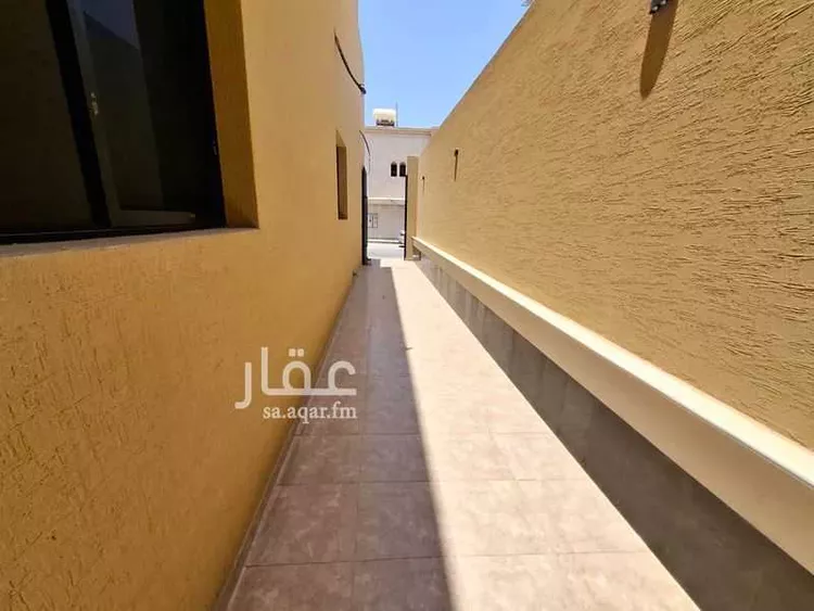 دور للبيع في شارع عمر البغدادي, حي النهضة, مدينة الرياض, منطقة الرياض صورة 2