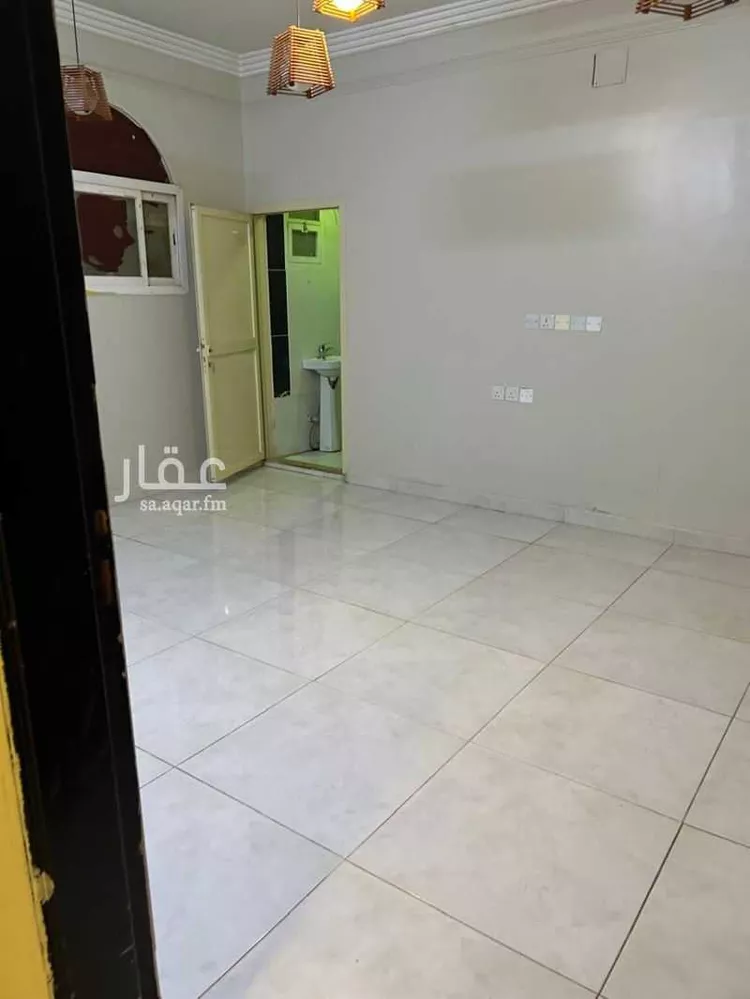 Floor for Rent in Riyadh Az Zahrah