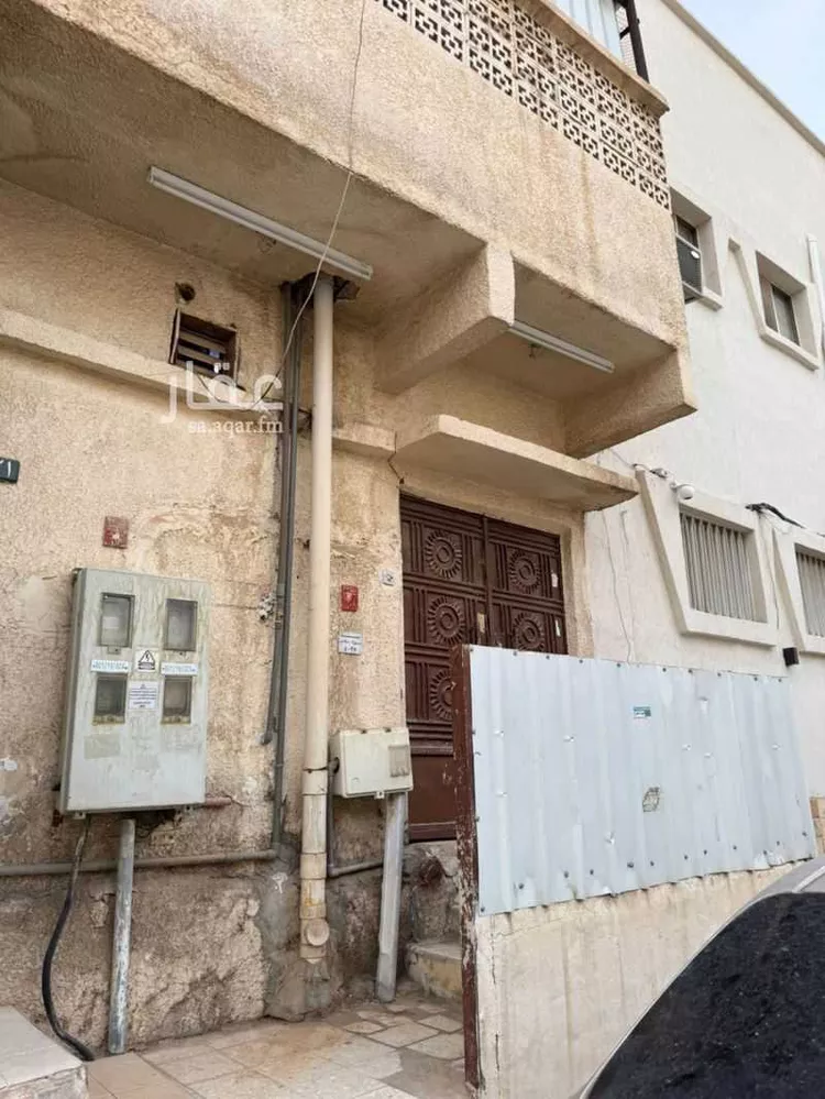 فيلا للإيجار في شارع الفراء, حي شبرا, مدينة الرياض, منطقة الرياض صورة 2