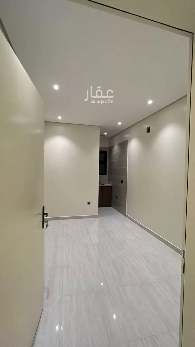 شقة للإيجار في شارع المدينه المنوره, حي العريجاء الغربي, مدينة الرياض, منطقة الرياض صورة 2