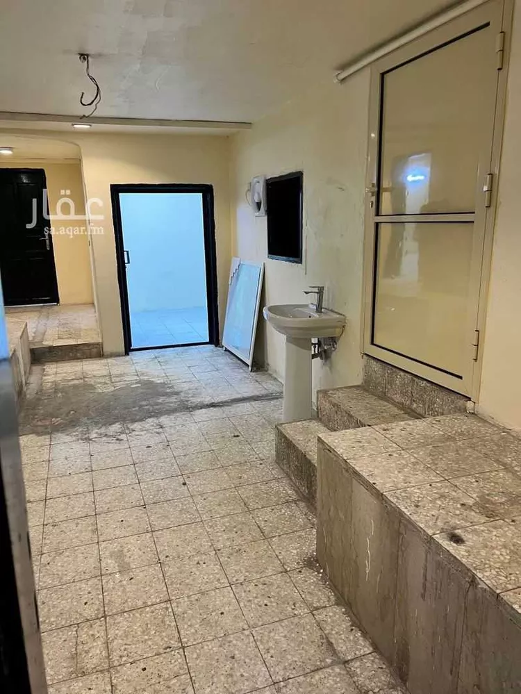 مستودع للإيجار في شارع طرابلس ، حي الشهداء الجنوبية ، الطائف ، الطائف صورة 2